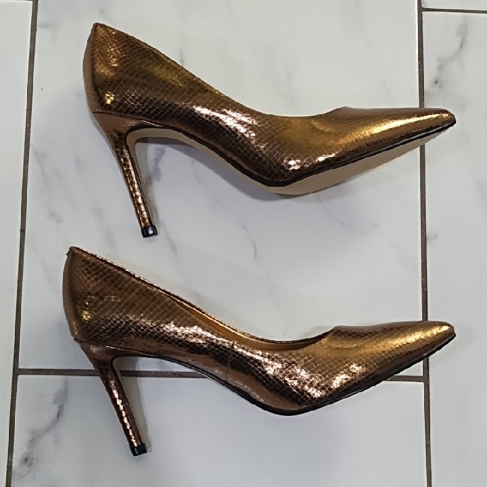Elegant Bronze High Heels/ Brand New/ Size 8.5
